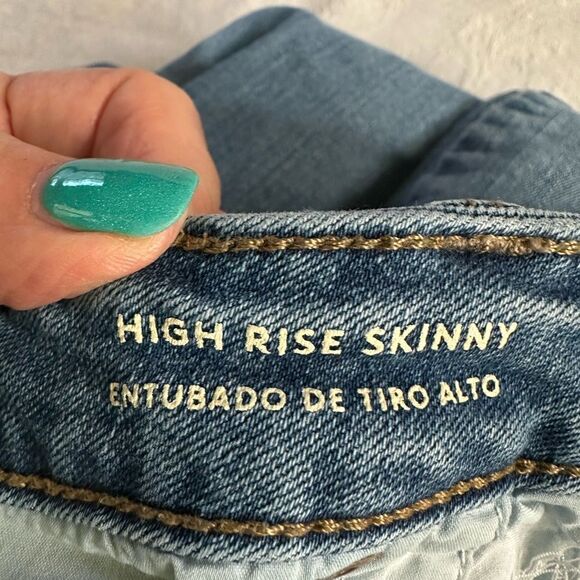 Universal Threads Blue High Rise Skinny Fit Jeans Stretch Size 14/32R - Picture 9 of 11